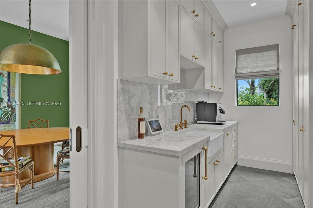 For Sale: $13,790,000 (8 beds, 9 baths, 7772 Square Feet)