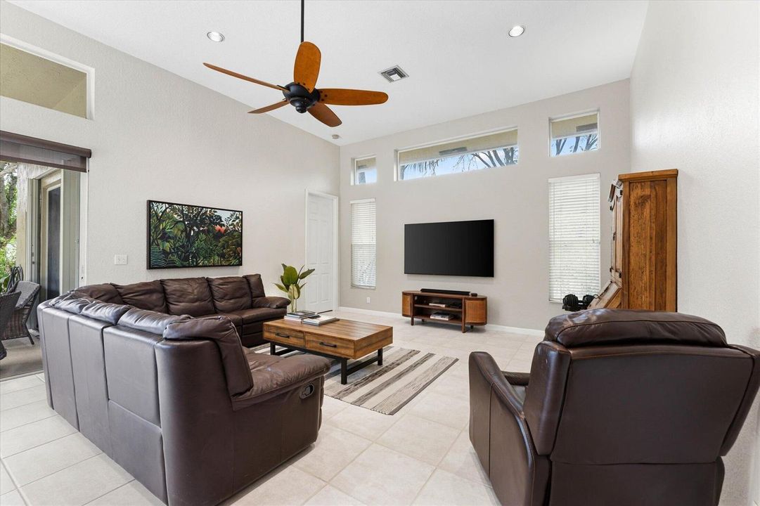 22-10331 NW 62nd Dr, Parkland-39