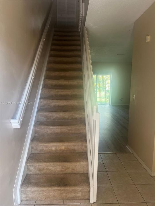 For Sale: $260,000 (2 beds, 2 baths, 1065 Square Feet)