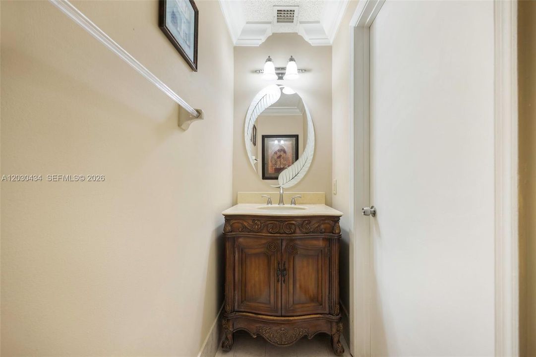 For Sale: $435,000 (3 beds, 2 baths, 1430 Square Feet)