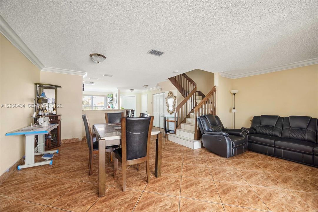 For Sale: $435,000 (3 beds, 2 baths, 1430 Square Feet)