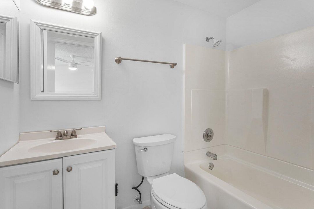 2nd Ensuite Bath