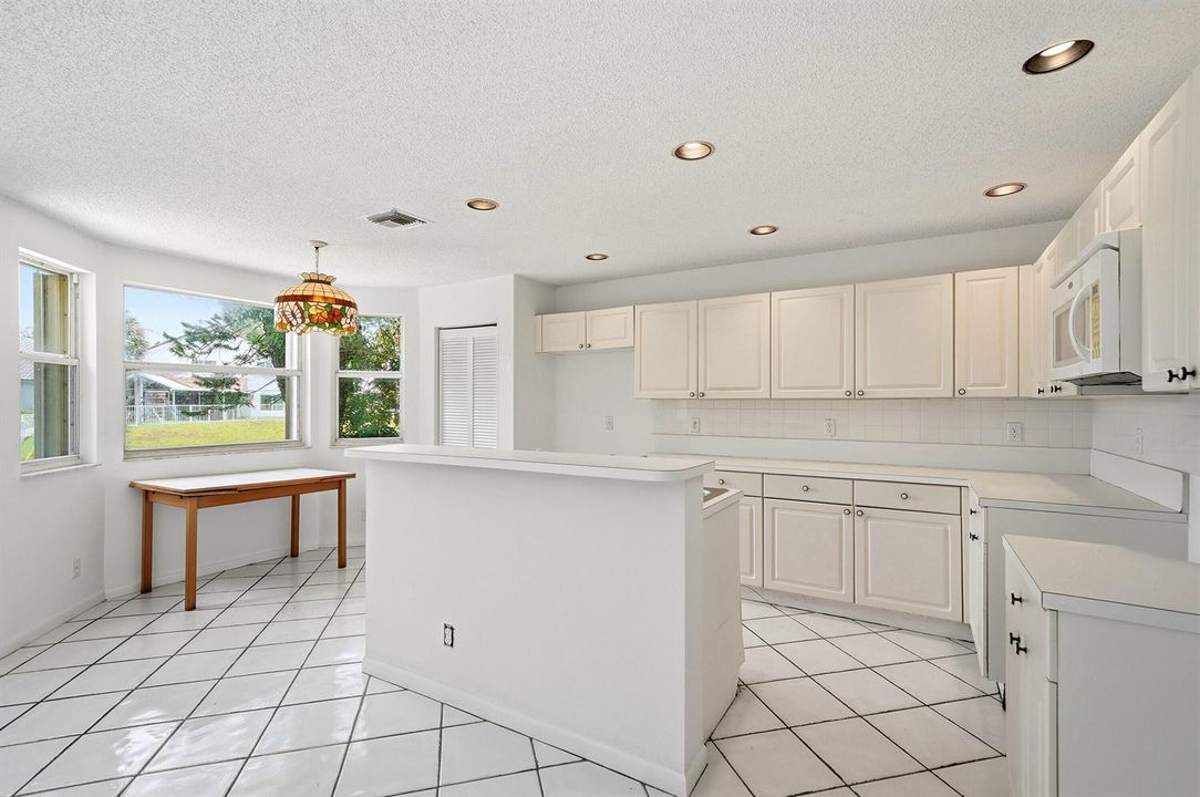 13_kitchen