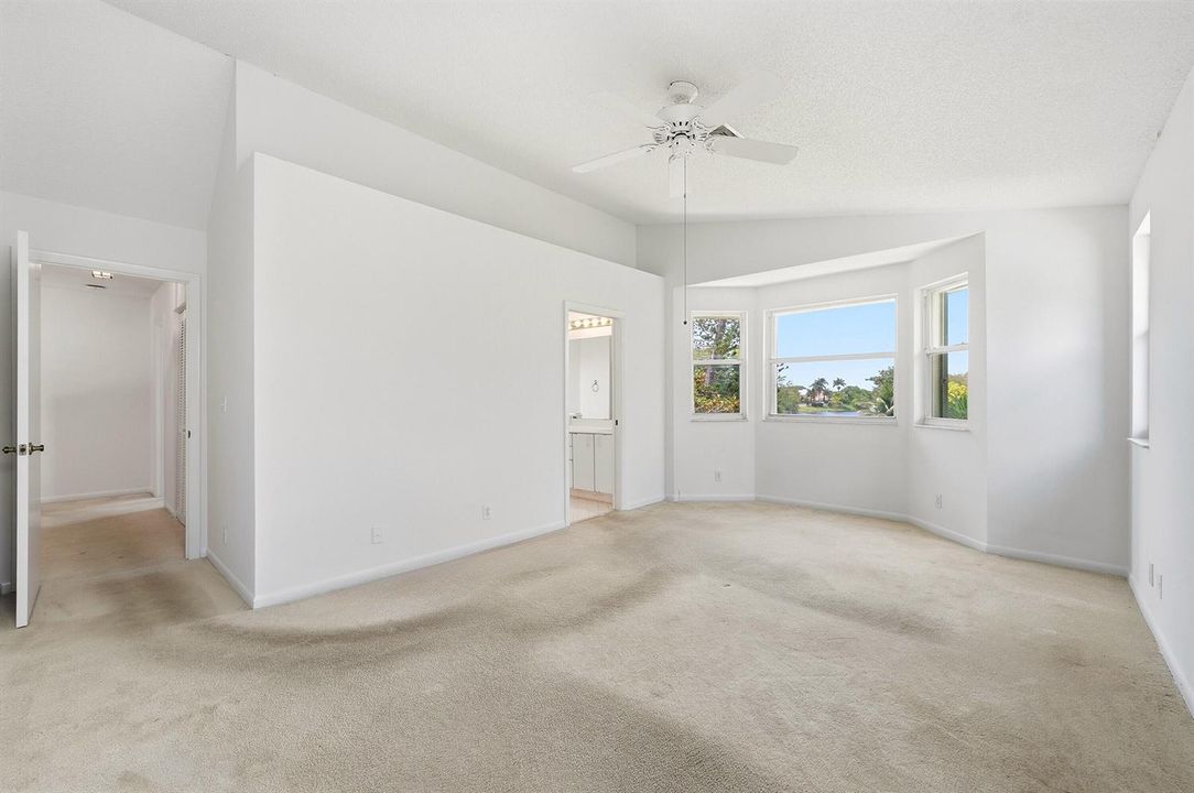 32_primary bedroom