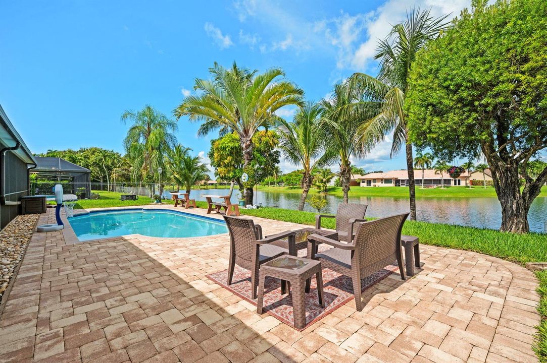 25-web-or-mls-5531-hawkes-bluff-ave