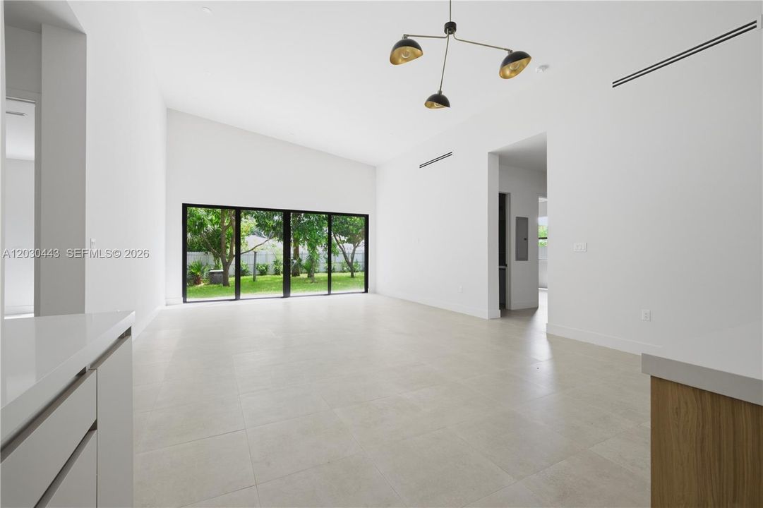 На продажу: $879,999 (4 спален, 3 ванн, 3000 Квадратных фут)