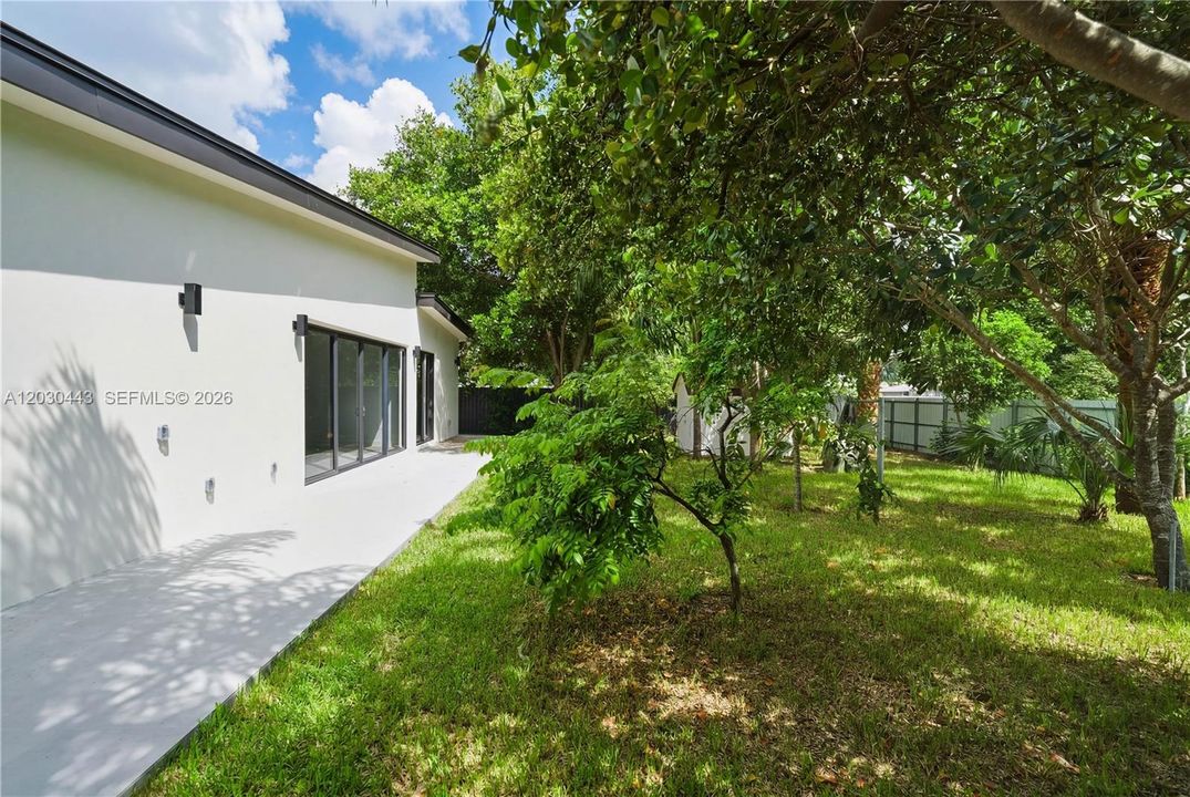 На продажу: $879,999 (4 спален, 3 ванн, 3000 Квадратных фут)