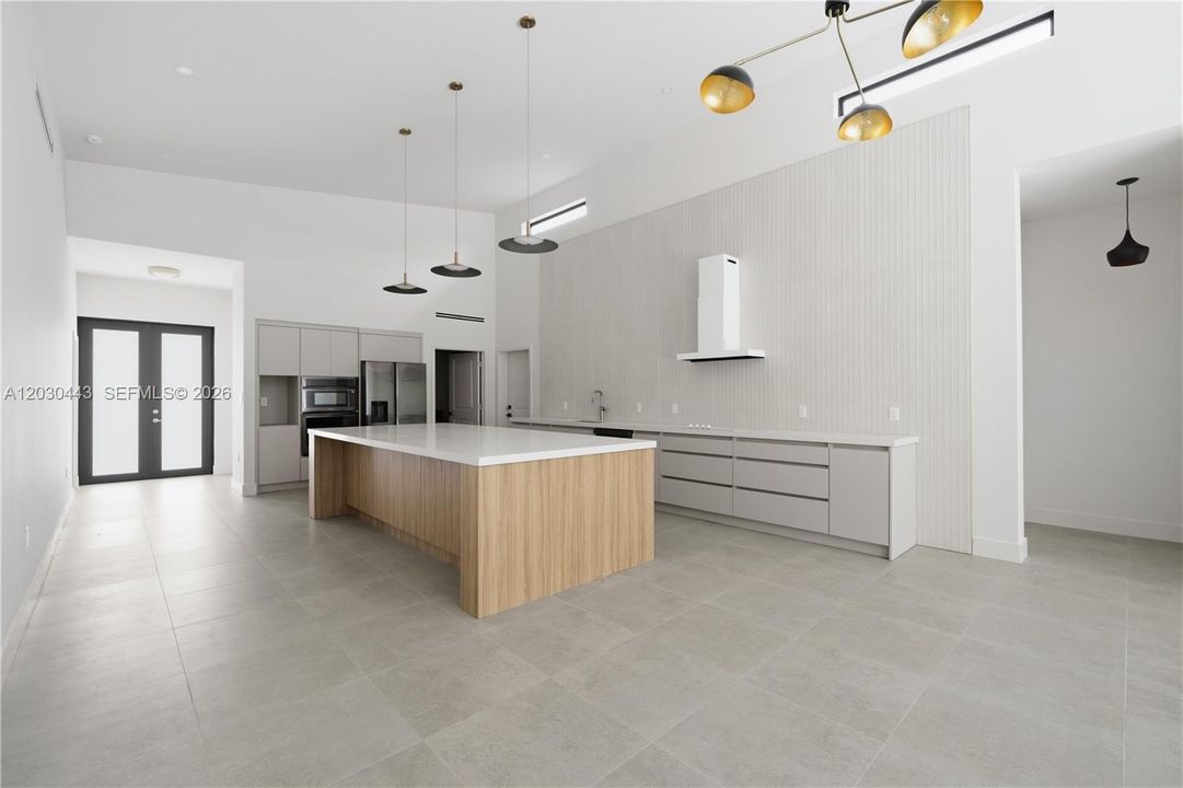 На продажу: $879,999 (4 спален, 3 ванн, 3000 Квадратных фут)