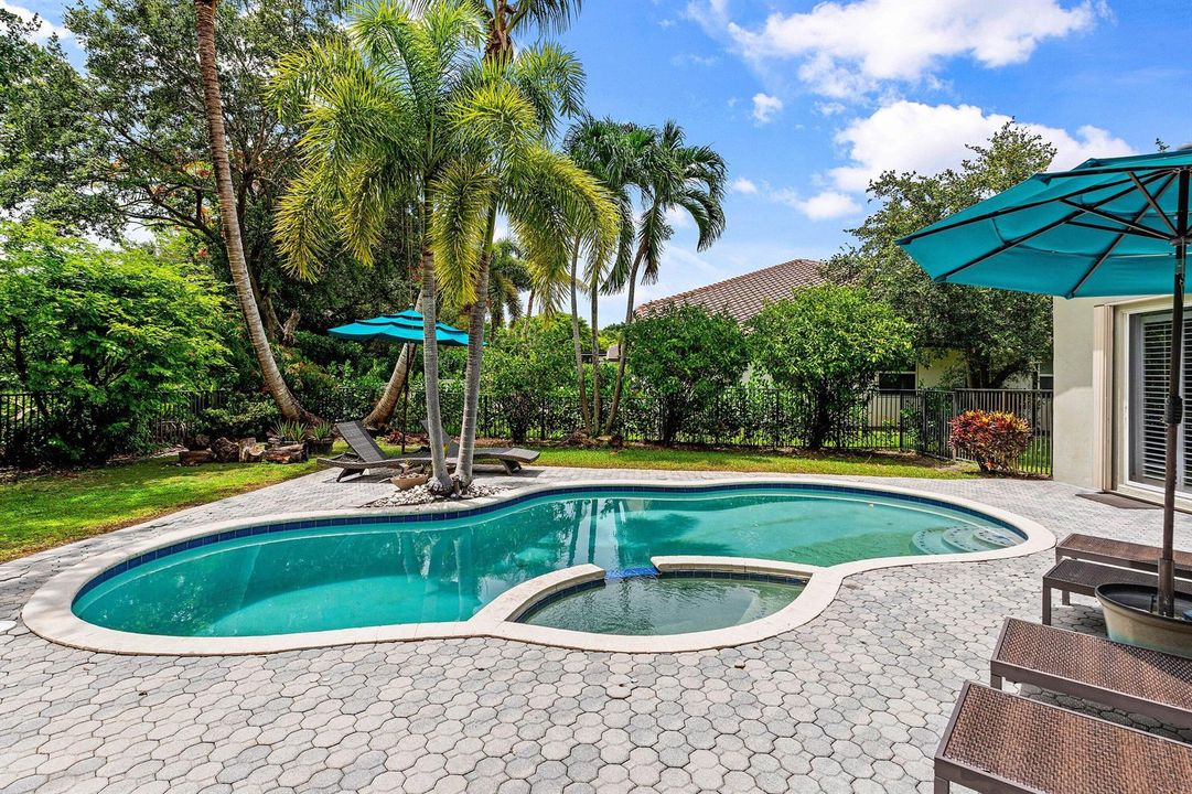 028-6867Northwest107thTerrace-Parkland-F