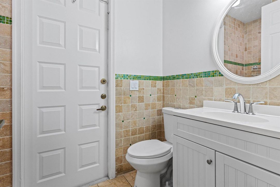 021-6867Northwest107thTerrace-Parkland-F