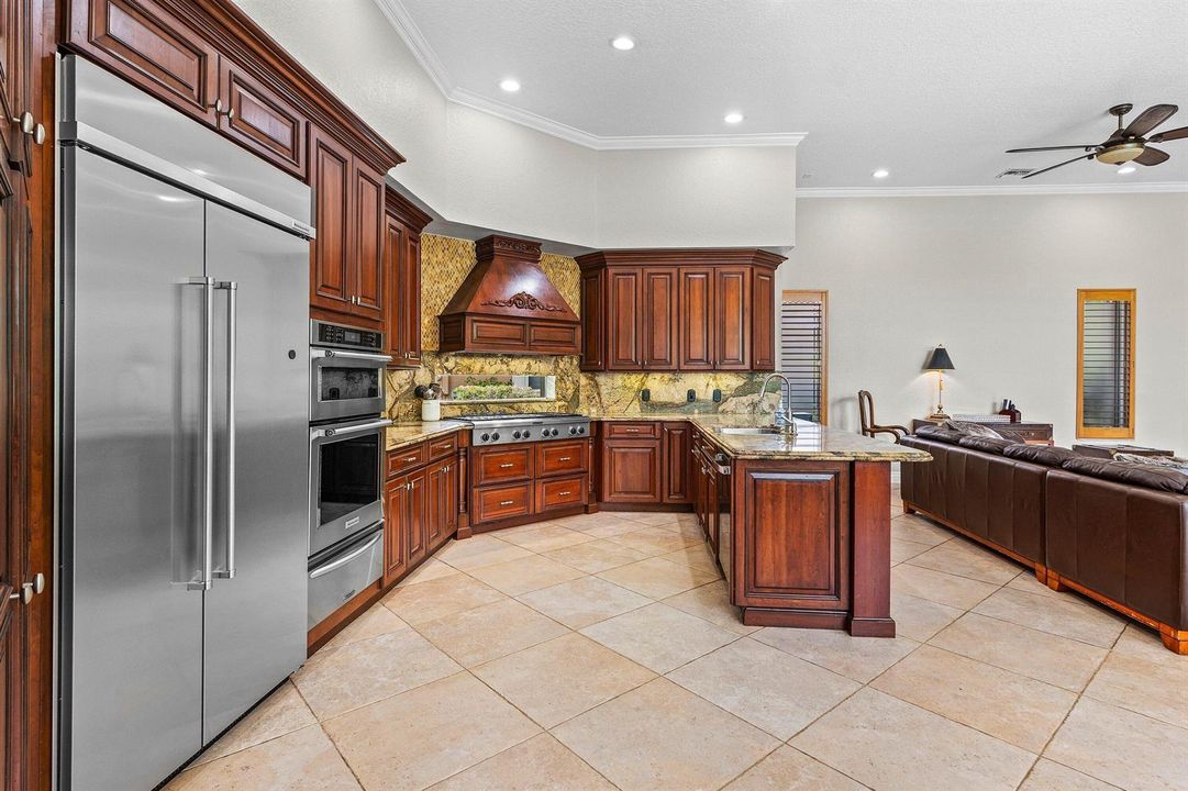 010-6867Northwest107thTerrace-Parkland-F