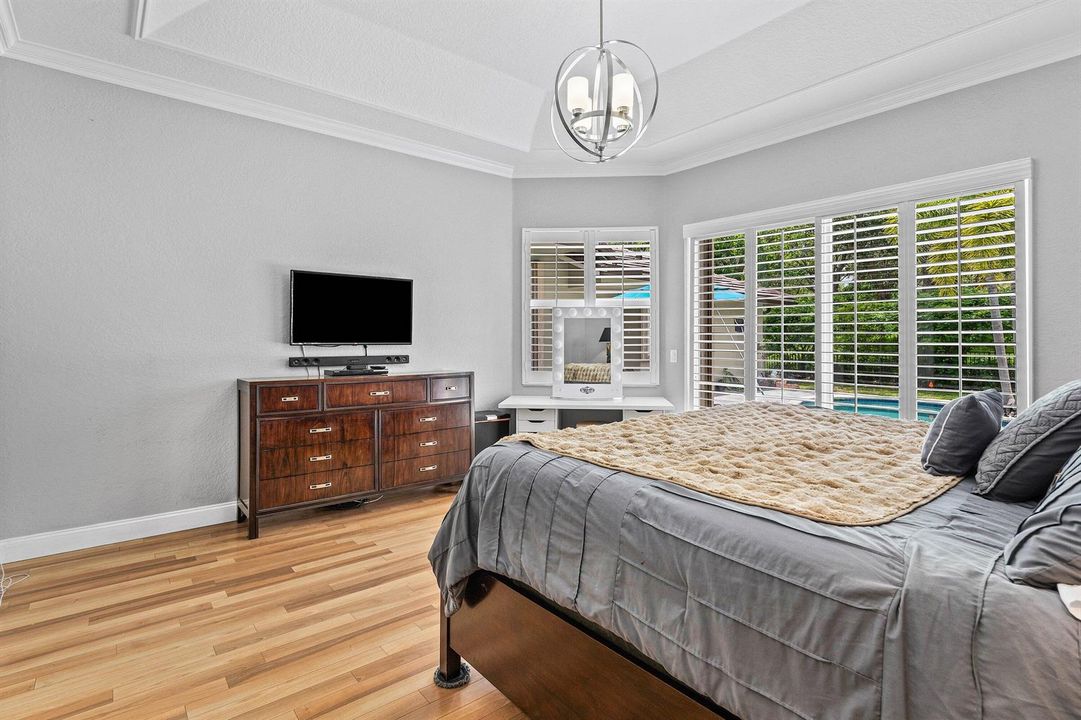 025-6867Northwest107thTerrace-Parkland-F