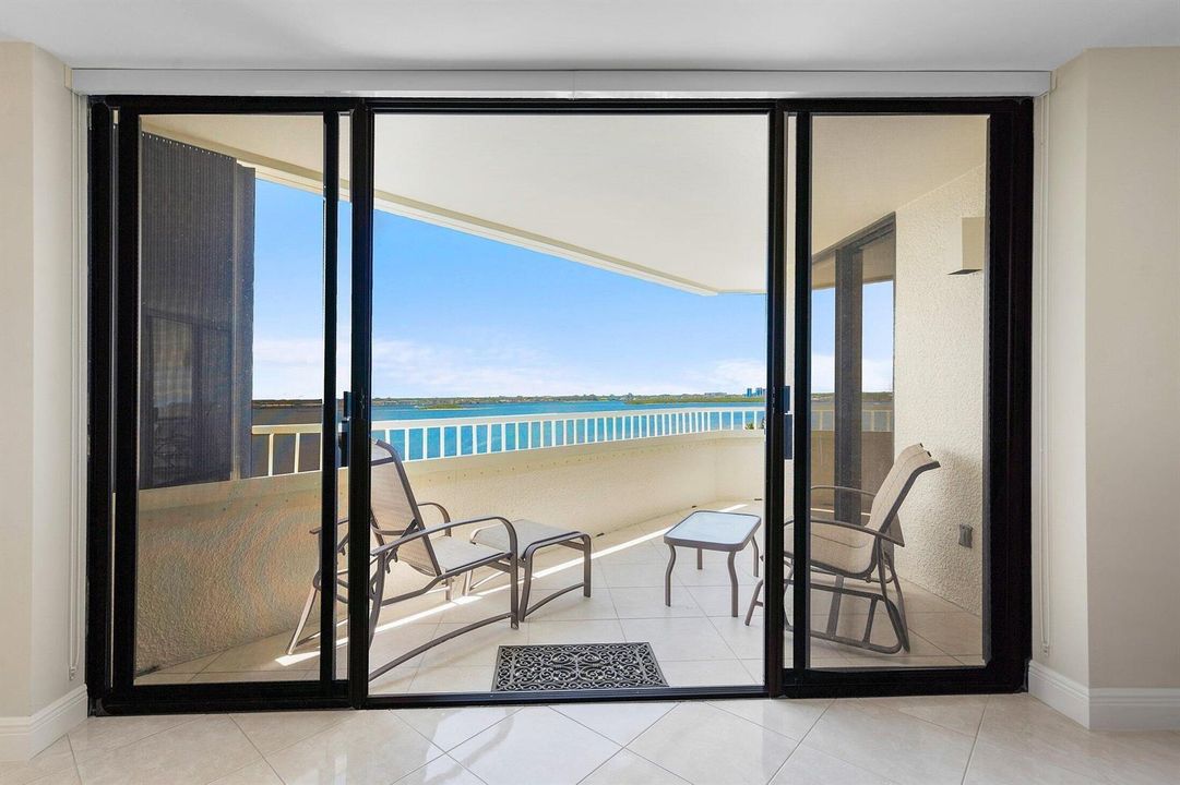 Balcony off LR
