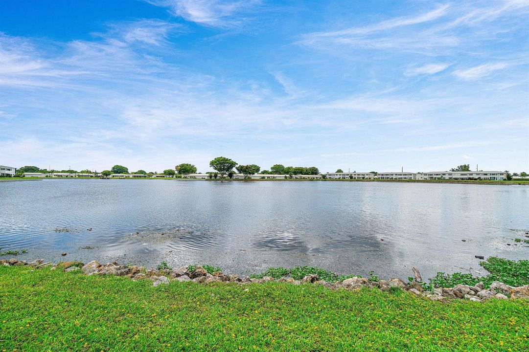 032-1116LakeTerrace-107-BoyntonBeach-FL-