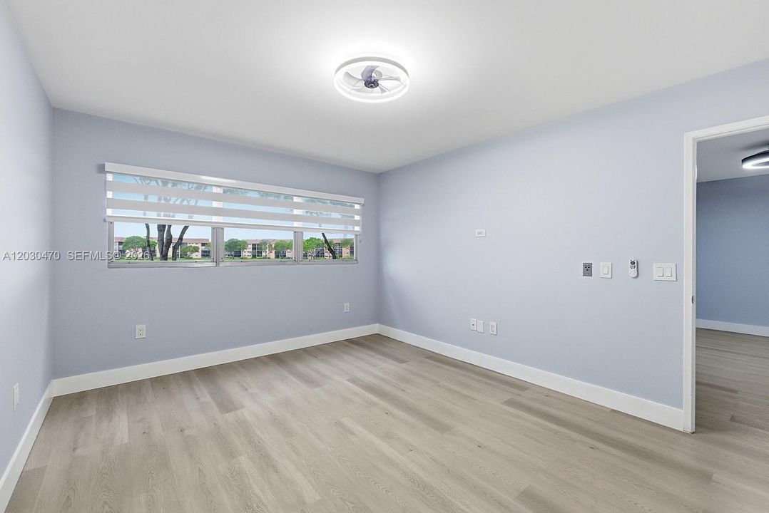 For Rent: $2,400 (2 beds, 2 baths, 1207 Square Feet)