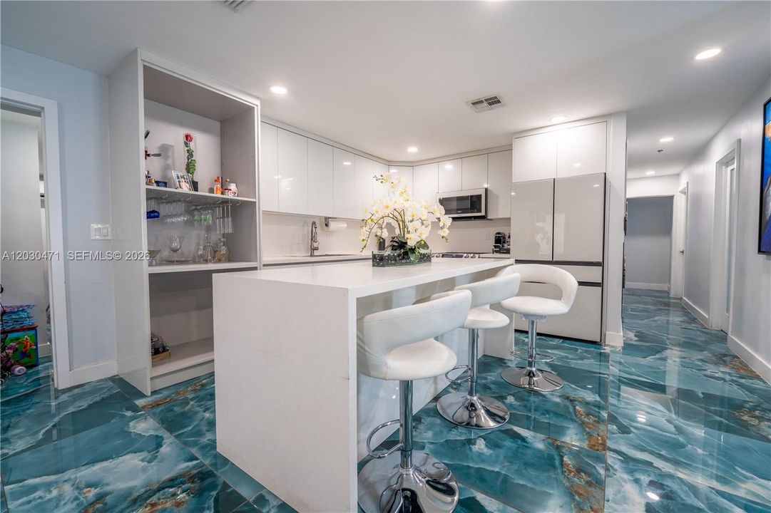 For Sale: $745,900 (4 beds, 1 baths, 1920 Square Feet)