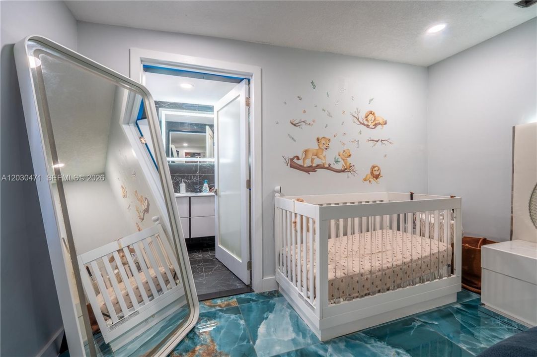 For Sale: $745,900 (4 beds, 1 baths, 1920 Square Feet)