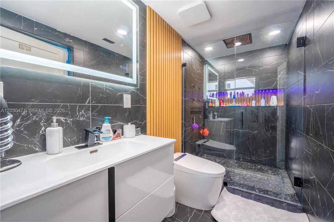 For Sale: $745,900 (4 beds, 1 baths, 1920 Square Feet)