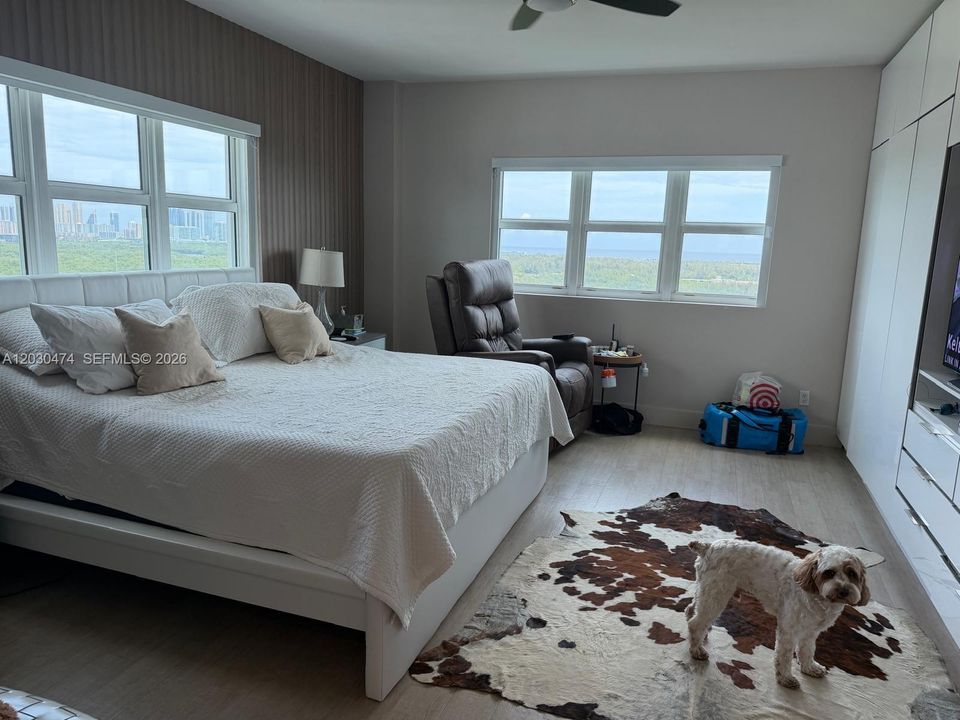 For Sale: $618,000 (3 beds, 3 baths, 2048 Square Feet)