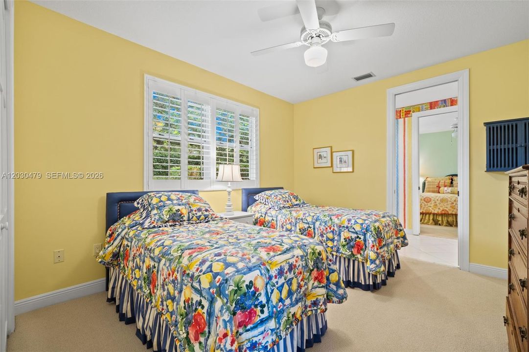For Sale: $4,995,000 (5 beds, 4 baths, 3836 Square Feet)