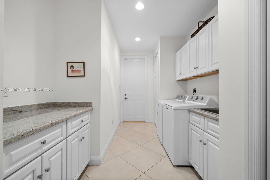 For Sale: $4,995,000 (5 beds, 4 baths, 3836 Square Feet)