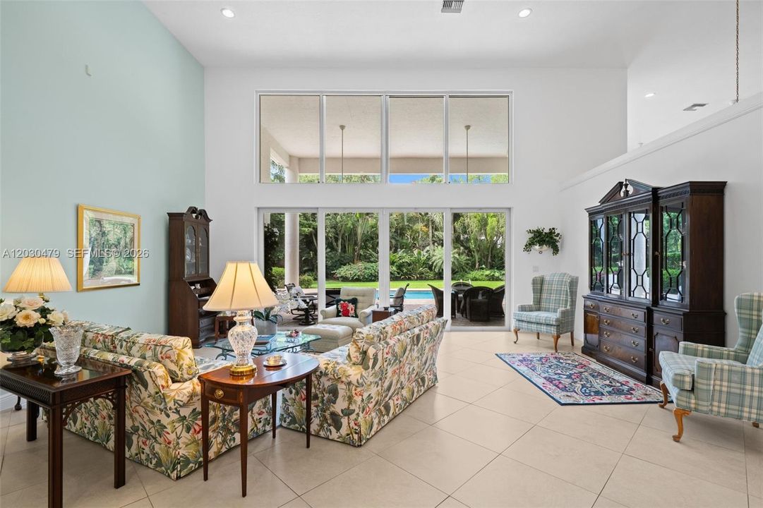 For Sale: $4,995,000 (5 beds, 4 baths, 3836 Square Feet)