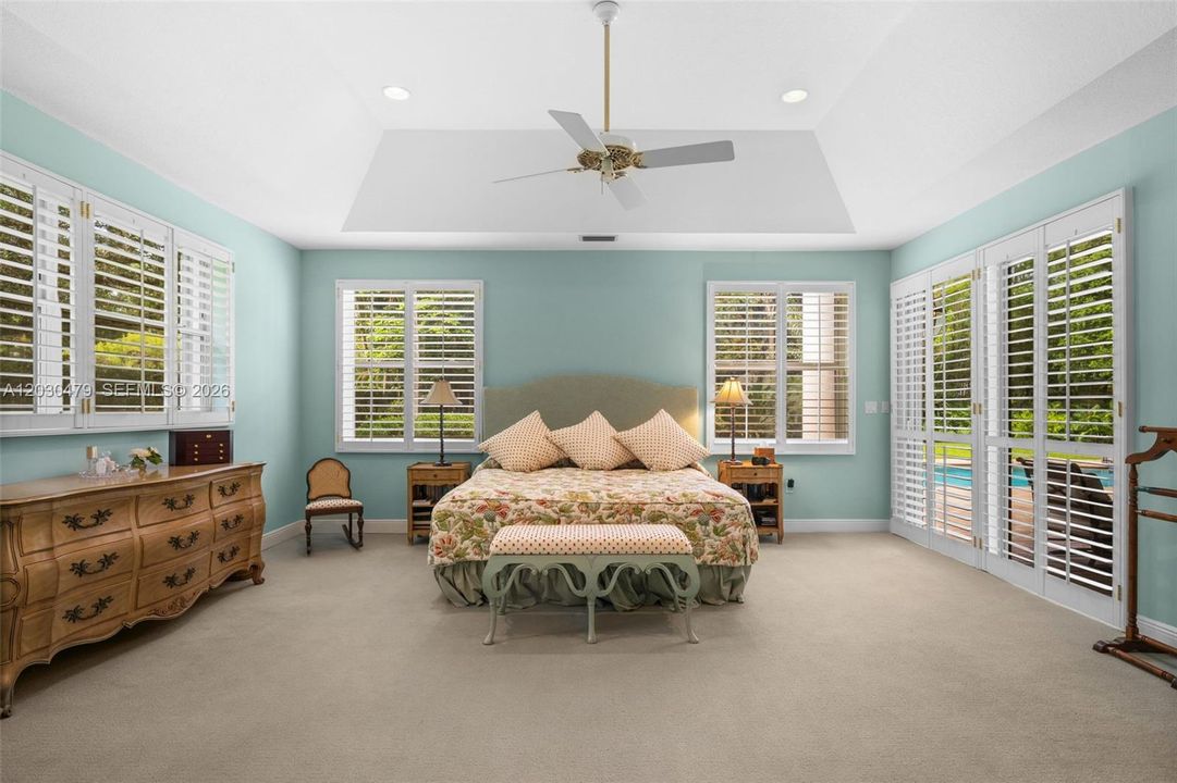 For Sale: $4,995,000 (5 beds, 4 baths, 3836 Square Feet)