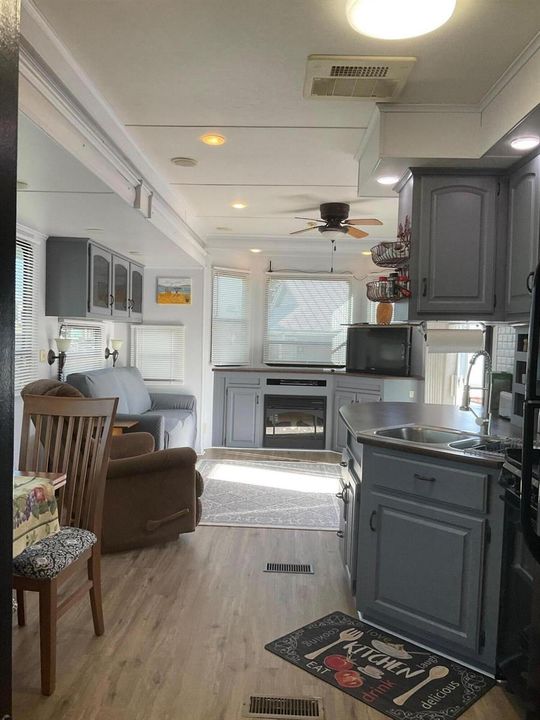 Living room 2 lot 15