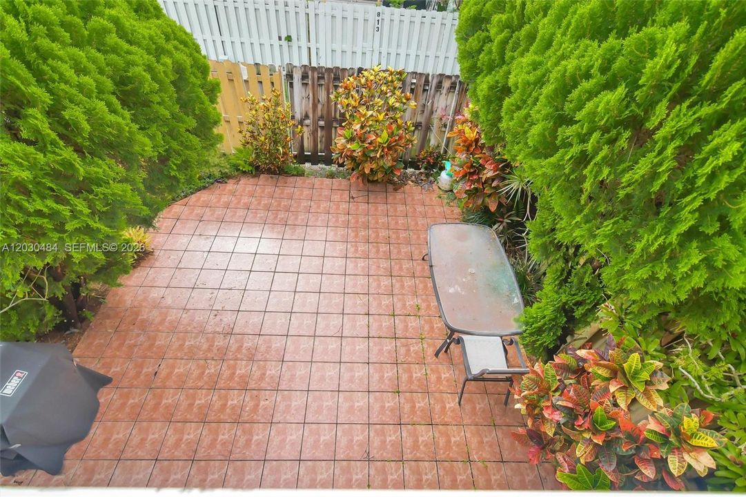 На продажу: $519,000 (3 спален, 2 ванн, 1804 Квадратных фут)