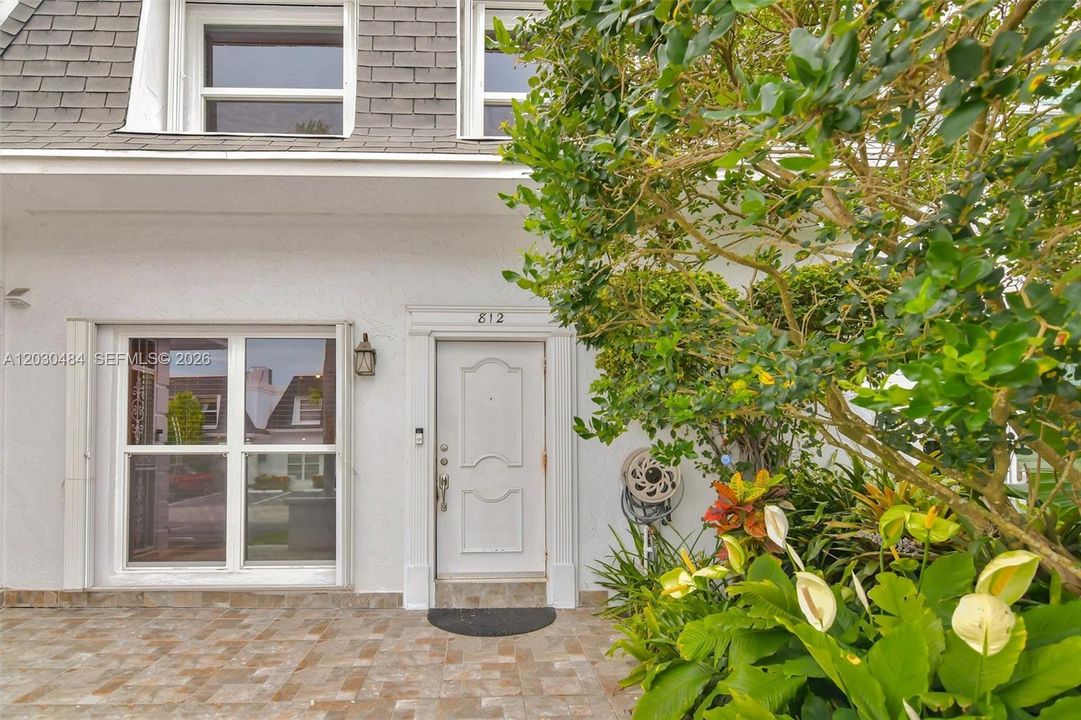 На продажу: $519,000 (3 спален, 2 ванн, 1804 Квадратных фут)