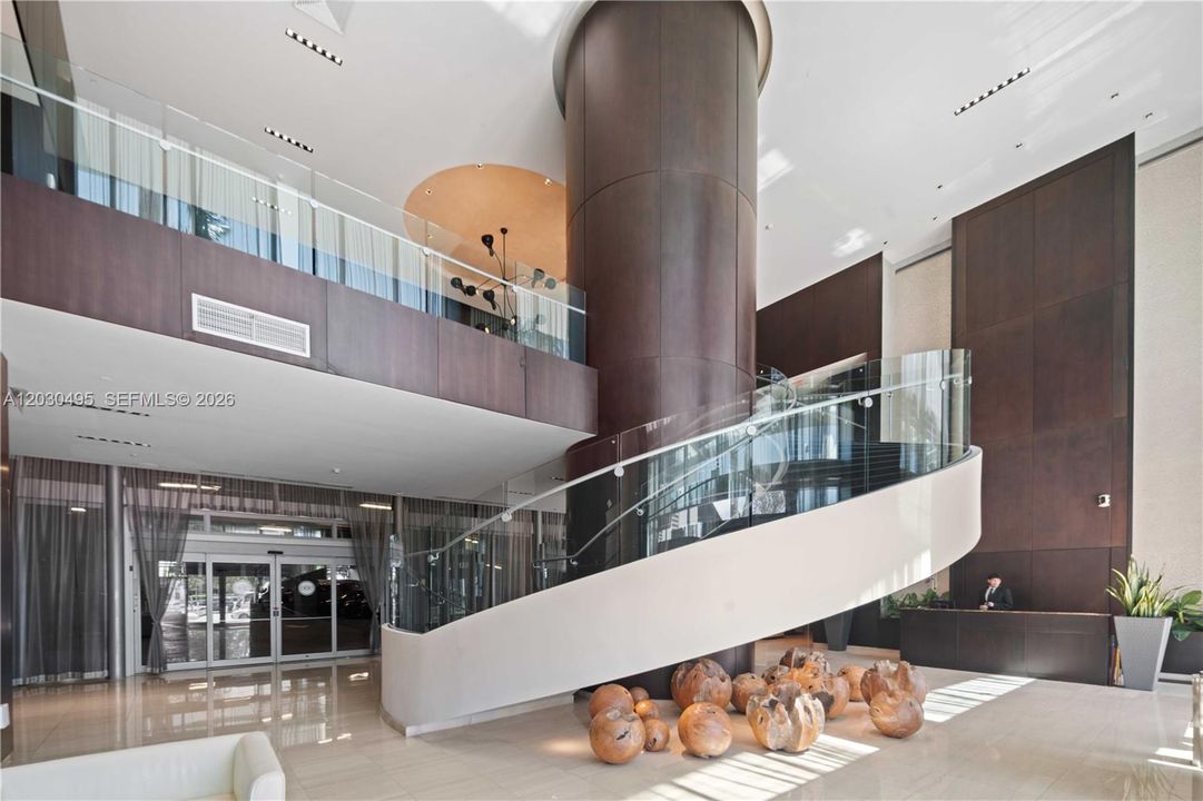 For Sale: $3,200,000 (3 beds, 3 baths, 2647 Square Feet)