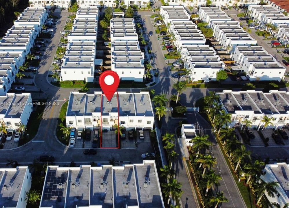 На продажу: $775,555 (3 спален, 3 ванн, 1743 Квадратных фут)