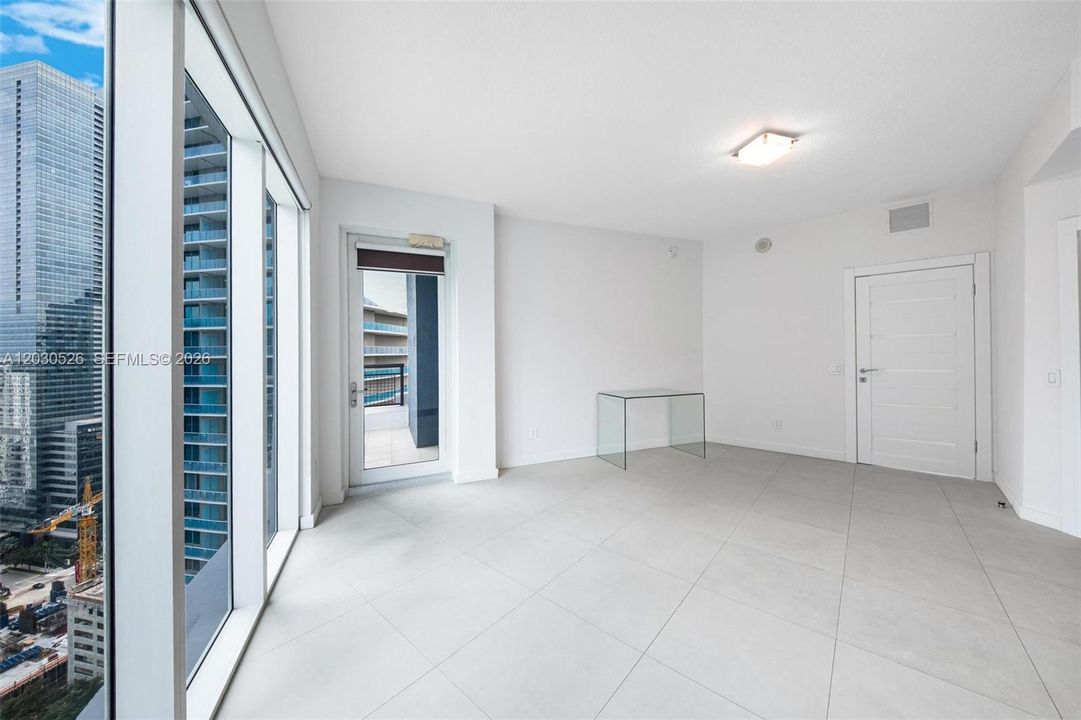 For Sale: $1,395,000 (3 beds, 3 baths, 2415 Square Feet)
