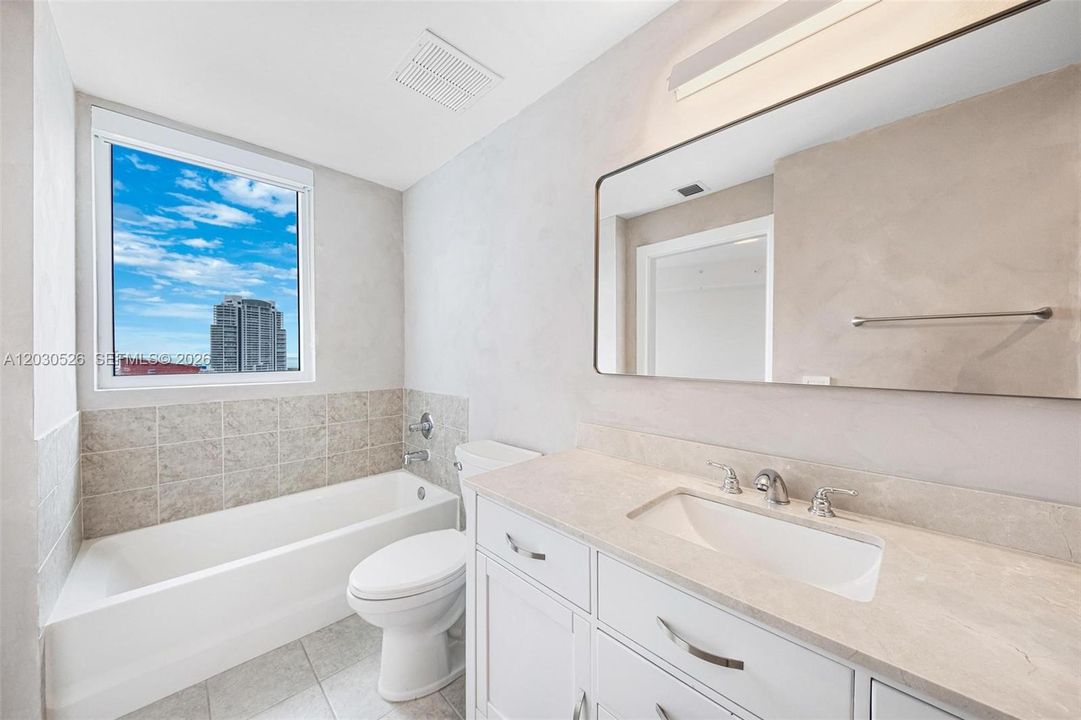 For Sale: $1,395,000 (3 beds, 3 baths, 2415 Square Feet)