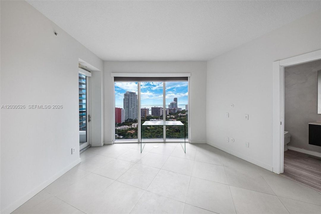 For Sale: $1,395,000 (3 beds, 3 baths, 2415 Square Feet)