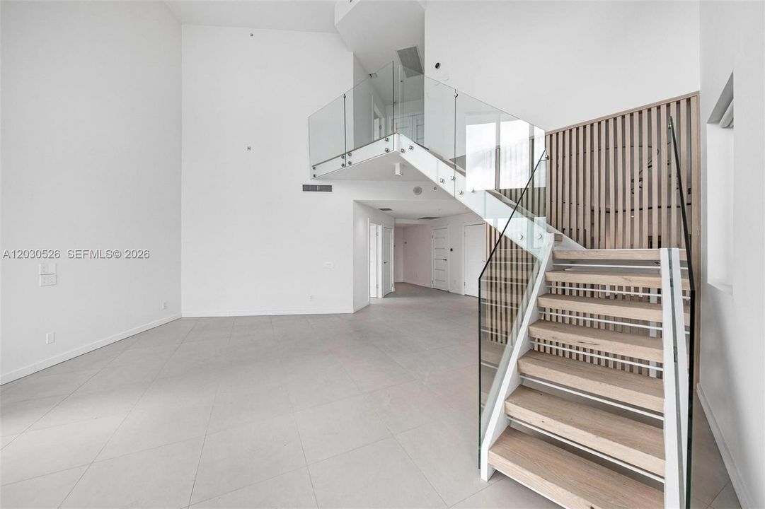 For Sale: $1,395,000 (3 beds, 3 baths, 2415 Square Feet)