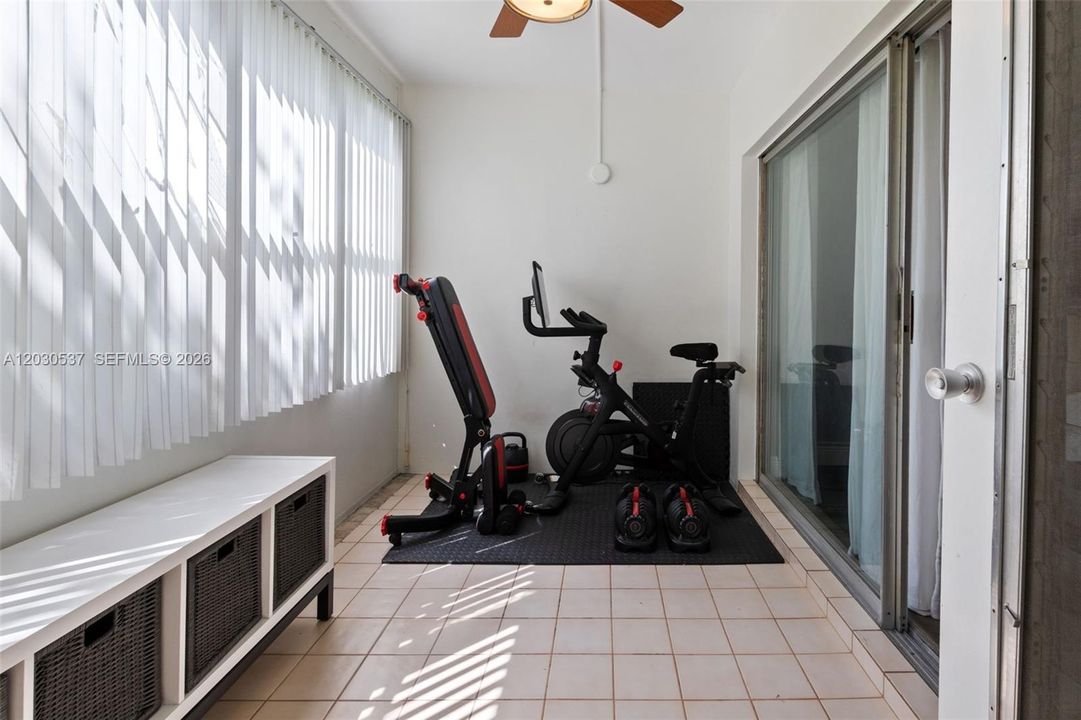 На продажу: $160,000 (1 спален, 1 ванн, 860 Квадратных фут)
