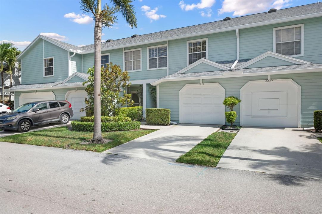 1 Car Garage
