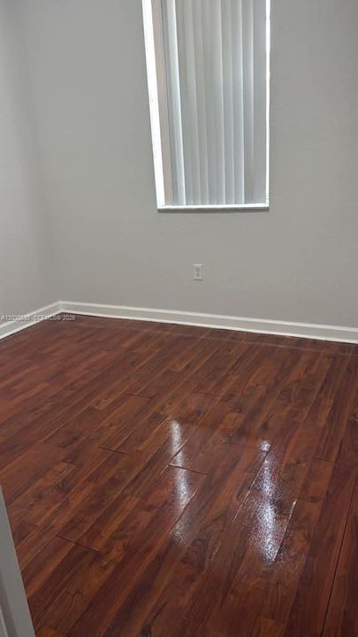 Activo con contrato: $2,000 (3 camas, 2 baños, 1062 Pies cuadrados)