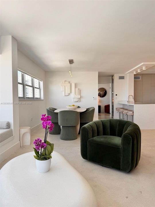 For Rent: $3,500 (0 beds, 0 baths, 830 Square Feet)