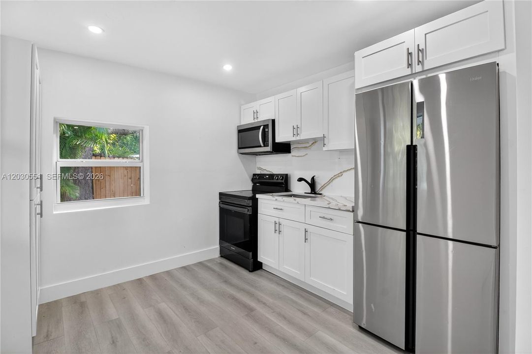 For Sale: $599,000 (4 beds, 1 baths, 1353 Square Feet)