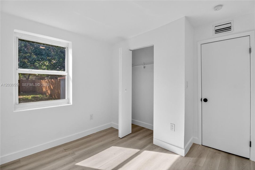 For Sale: $599,000 (4 beds, 1 baths, 1353 Square Feet)