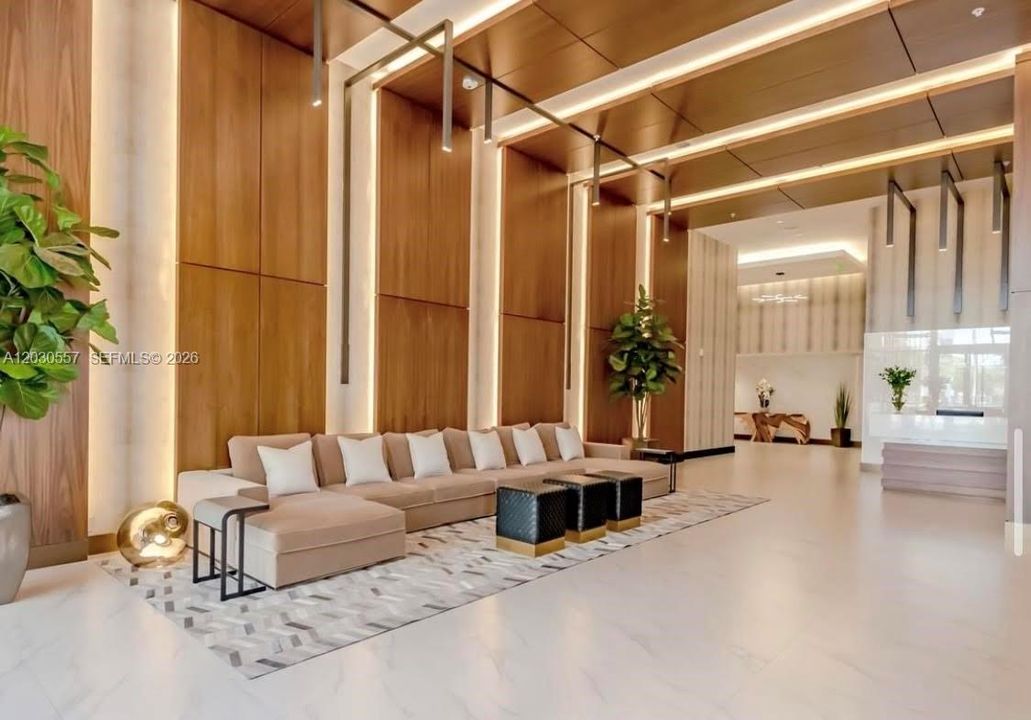For Sale: $1,075,000 (2 beds, 2 baths, 1368 Square Feet)