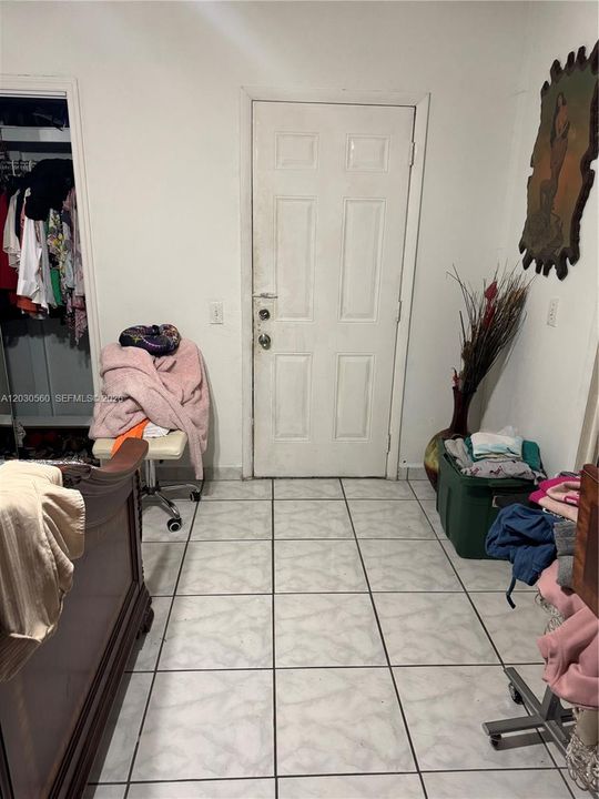 En Venta: $160,000 (4 camas, 3 baños, 2000 Pies cuadrados)