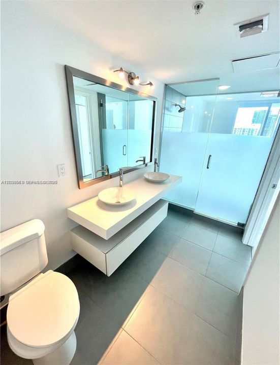 For Rent: $4,200 (2 beds, 2 baths, 1118 Square Feet)