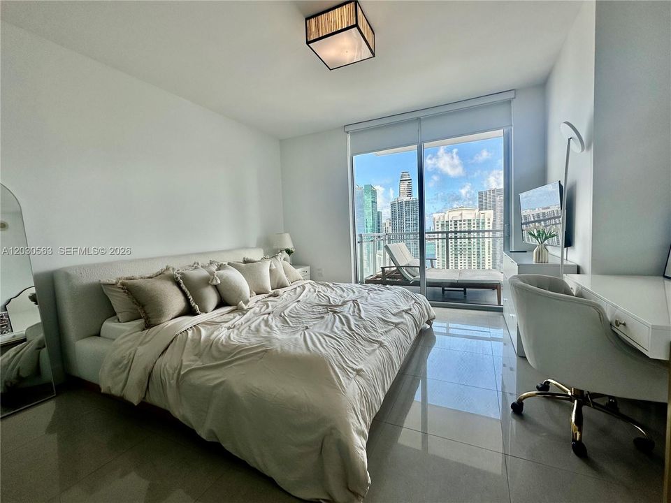 For Rent: $4,200 (2 beds, 2 baths, 1118 Square Feet)