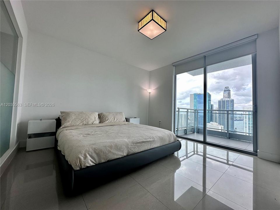 For Rent: $4,200 (2 beds, 2 baths, 1118 Square Feet)