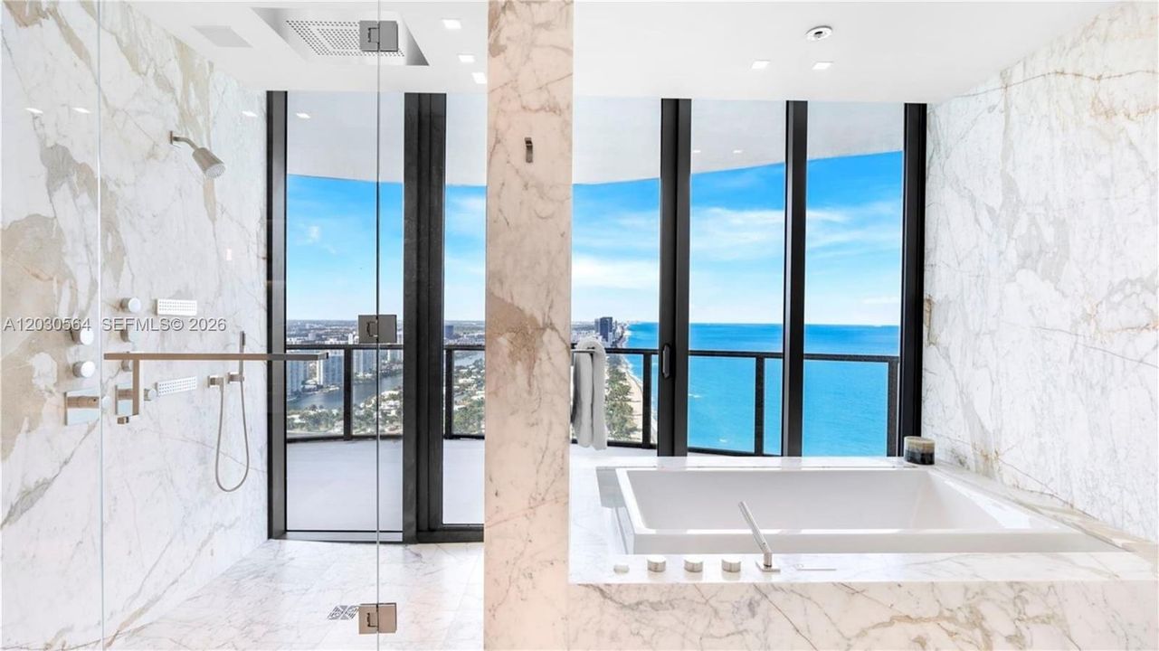 En Venta: $21,000,000 (6 camas, 6 baños, 9193 Pies cuadrados)