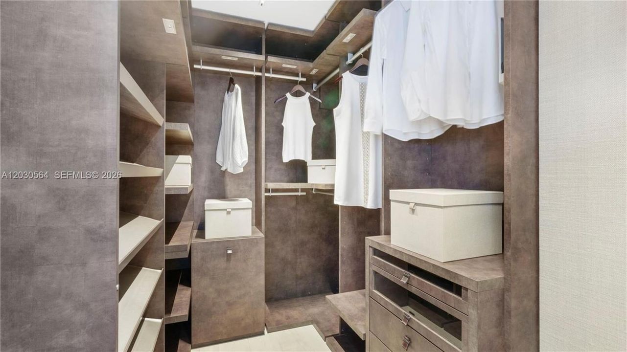 En Venta: $21,000,000 (6 camas, 6 baños, 9193 Pies cuadrados)
