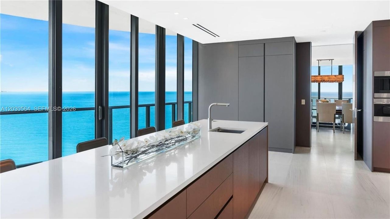 En Venta: $21,000,000 (6 camas, 6 baños, 9193 Pies cuadrados)